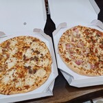 アオキーズ・ピザ - 料理写真: