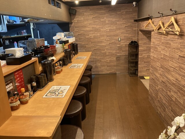 Hakata Ramen Isshin photo 4