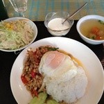 タイ料理 パヤオ - ガパオセット(750円)