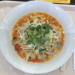 TINUN - 「ココナッツチキンラーメン」(940円)