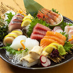 Luxurious sashimi platter of 7 kinds (1 portion)