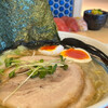 鮨とラーメン うおがしや 本店