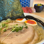 鮨とラーメン うおがしや 本店 - 