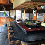 京料理 仕出し 甚平 - コの字型カウンター