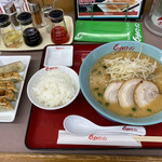 くるまやラーメン - 味噌チャーシューメン・サービス半ライス+餃子