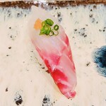 寿司割烹 魚紋 - 真鯛