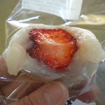山月堂 - コレと言って他店のいちご大福とは大差ない。