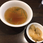 華祥 - スープと搾菜①