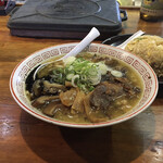 ラーメンジャイアン - 黒ラー麺