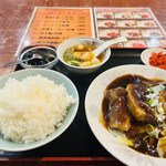 中華料理餃子の屋台 - 