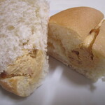 ブーランジェリー メゾン ユキ - ピーナッツコッペの断面