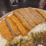 CoCo壱番屋 - ビーフカツの断面