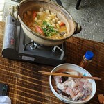 井中 - あんこうどぶ汁 残りの身の半分が加えられる前