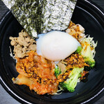Yoshinoya - ライザップ辛牛サラダ