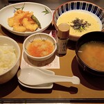 やよい軒 - 静岡とろろ汁と天ぷらの定食