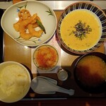 やよい軒 - 静岡とろろ汁と天ぷらの定食