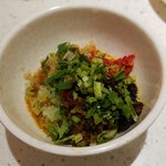 海底撈火鍋 - テーブルへ戻り、残りの火鍋を食べる