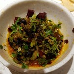 海底撈火鍋 - セルフのタレを混ぜる