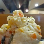 焼き鳥 ばかちん - ポテサラハーフ