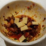 海底撈火鍋 - 最後はクリスピー、豆を入れて食べ尽くす！