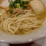 らぁ麺 吉凛 - 平打ち麺