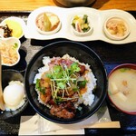 酒菜だいどころ料理 さち - 令和4年3月 ランチタイム
            ステーキ丼定食 800円