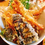 天麩羅 季節料理 きょう悦 - 天使の海老3本の3天使丼