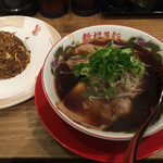 新福菜館 - 中華そば　焼きめし