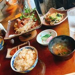 横浜瀬里奈 ステーキドーム - 