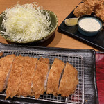 Tonkatsu Shinjuku Saboten - 熟成三元麦豚ロースかつ御膳と大粒カキフライ