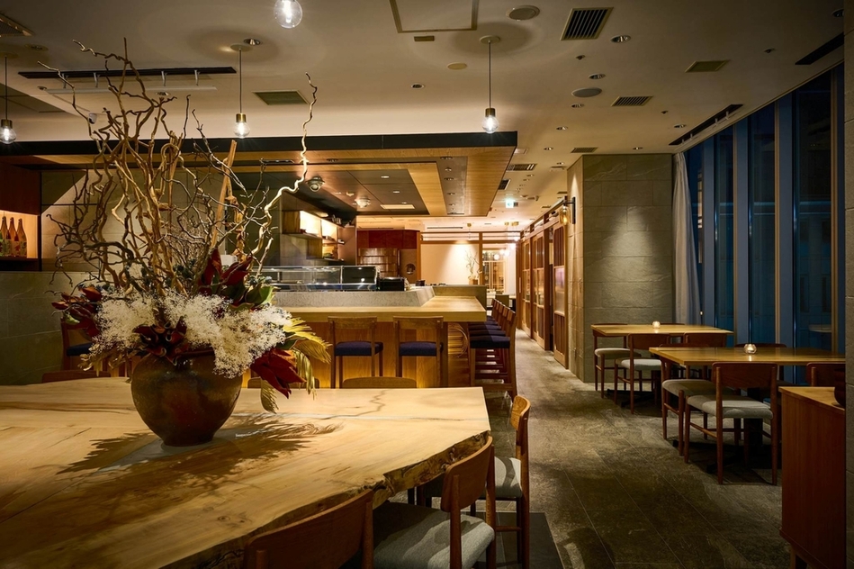 写真 : 寿司ダイニング かどはち 銀座 - 銀座/寿司 | 食べログ