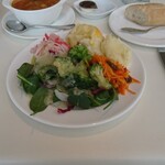 resutorammaesutoro - ある日のサラダ、スープ、パン
