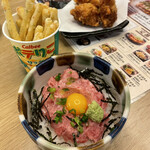 北海道生まれ和食処とんでん - ミニねぎトロ丼、揚げたてポテりこ、ザンギ