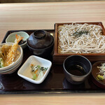 しゃぶしゃぶと鮨 とんでん  - ランチ 選べるミニ丼(ミニ天丼)•北海道そば