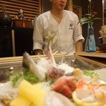 千春鮨 - 一仕事後の大将