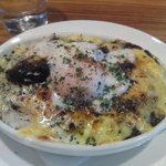 牛すじ焼きカレー　800円