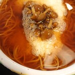 そば処四季 - あったかいなめことろろ蕎麦。