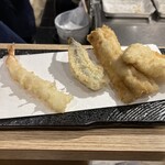 Tempura To Wain Ooshio - 後半４品　えび、はたはた、穴子、とり