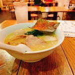 マサルヤ飯店 - 鶏白湯ラーメン　塩