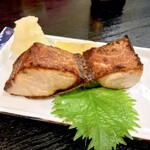 十八番 - 天然ぶり塩焼き。