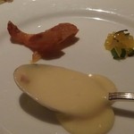 レ セゾン - 2013.1  ヴァシュランとポタール タペ
      セージ風味のレモンのジュレ添え