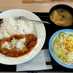 松屋 - チキンとチーズのラタトゥイユカレー生野菜セット