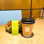 Terre A Terre - コーヒー605円…この値段なら紙カップじゃないほうがいいな^_^;