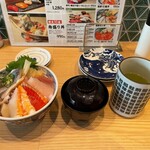Sushi Sake Sakana Sugi Tama - 海鮮１０種丼①