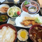 魚津丸食堂 - 魚津丸定食