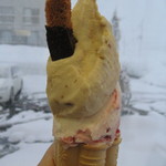 ジェラート工房 ヤミー - アーモンドプラリネ&いちごミルフィーユ