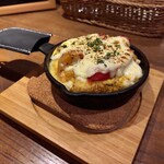 Bistro Mon - チーズオムレツ