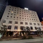 Bistro Mon - プラトンホテル四日市の１階
