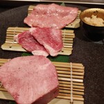 西麻布 焼肉 X - 