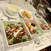 ビストロ・イナシュヴェ - 華やかな３段のお重(お食事としてもgood)